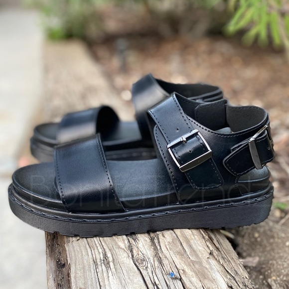 Grunge Vegan Leather Flatform Sandals - Picture 3 of 5